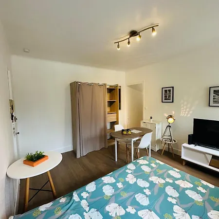 Le Petit Gambetta Apartment Charleville-Mezieres Exterior photo